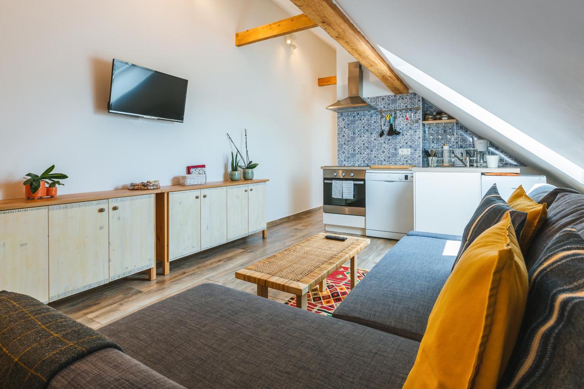 Pr'jernejc Agroturism Farm stay Lesce (Upper Carniola)